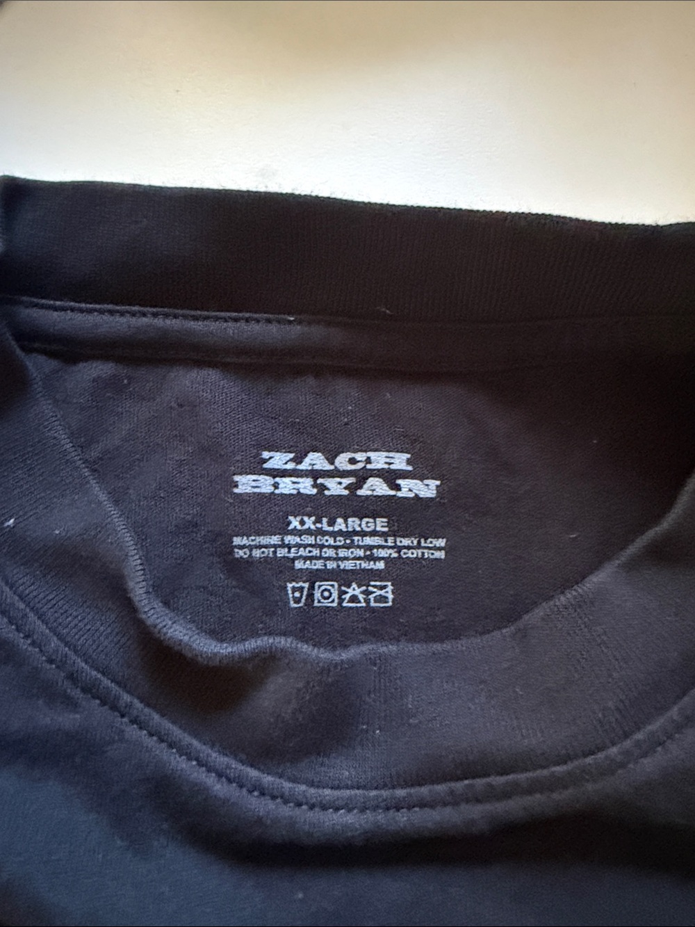 Fruit of the Loom Black Zach Bryan "With Heaven On Tour" Graphic Tee - Picture 3 of 5